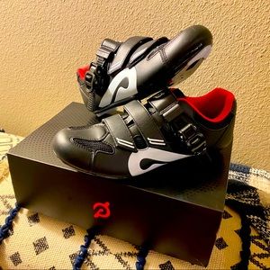 Peloton Cycling Shoes Sz 39
